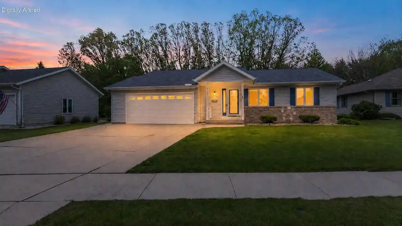 Homes for sale in Fond Du Lac, WI | 519 Sarah Dr Dr, Fond Du Lac, WI 54935 | MLS# 1963295