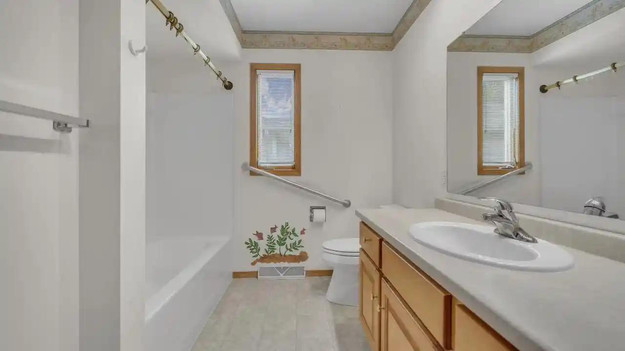 Homes for sale in Fond Du Lac, WI | 519 Sarah Dr Dr, Fond Du Lac, WI 54935 | MLS# 1963295