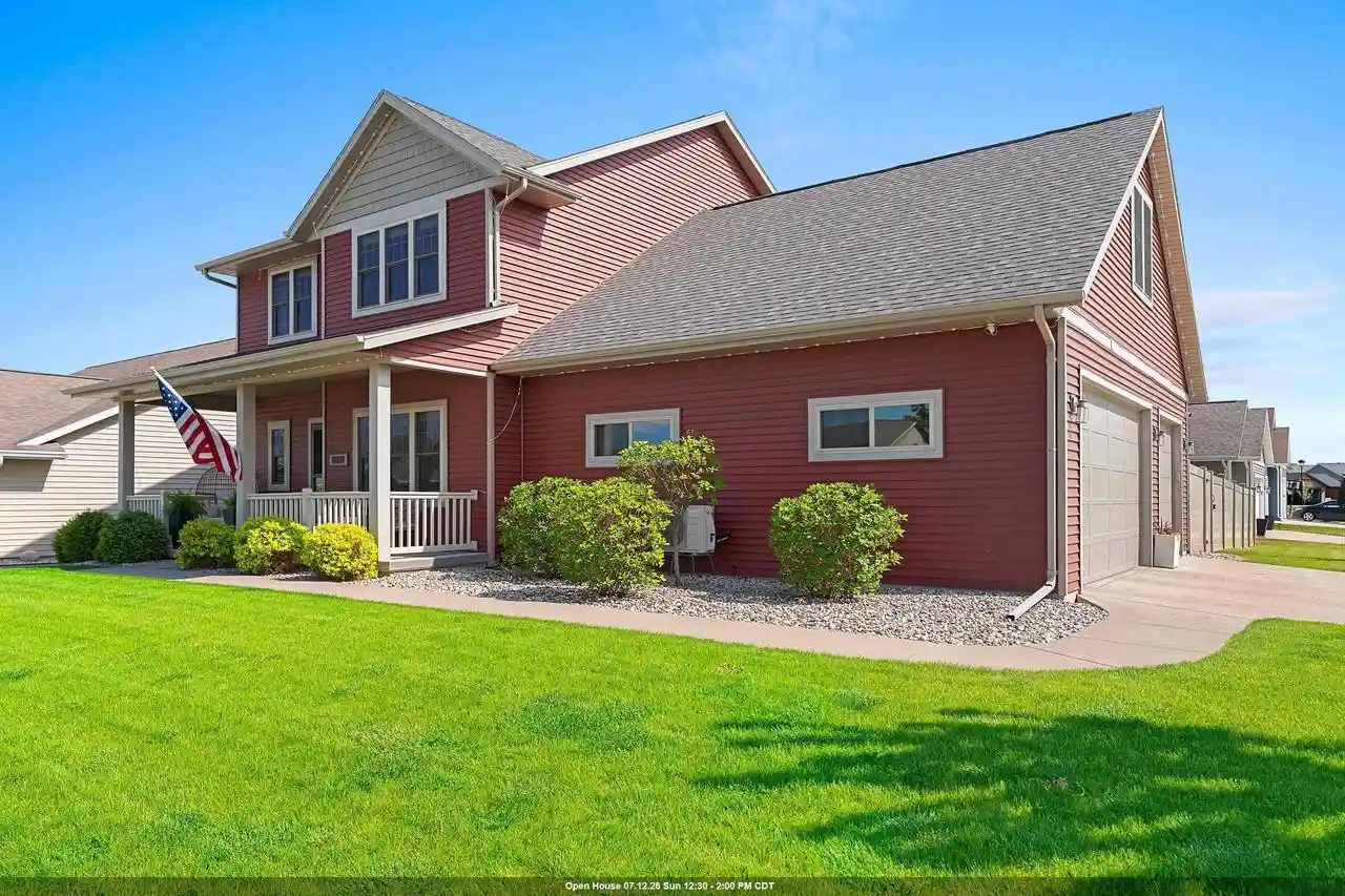 Homes for sale in Oshkosh, WI | 3351 Mockingbird Way Way, Oshkosh, WI | MLS# 50325793