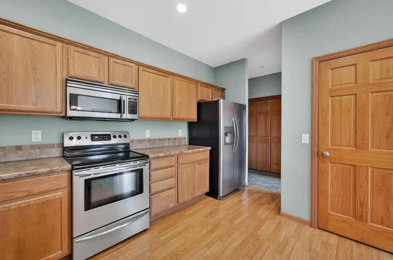 3rd image of 409 Coyle Parkway Parkway, Cottage Grove, WI 53527 | MLS# 2023729