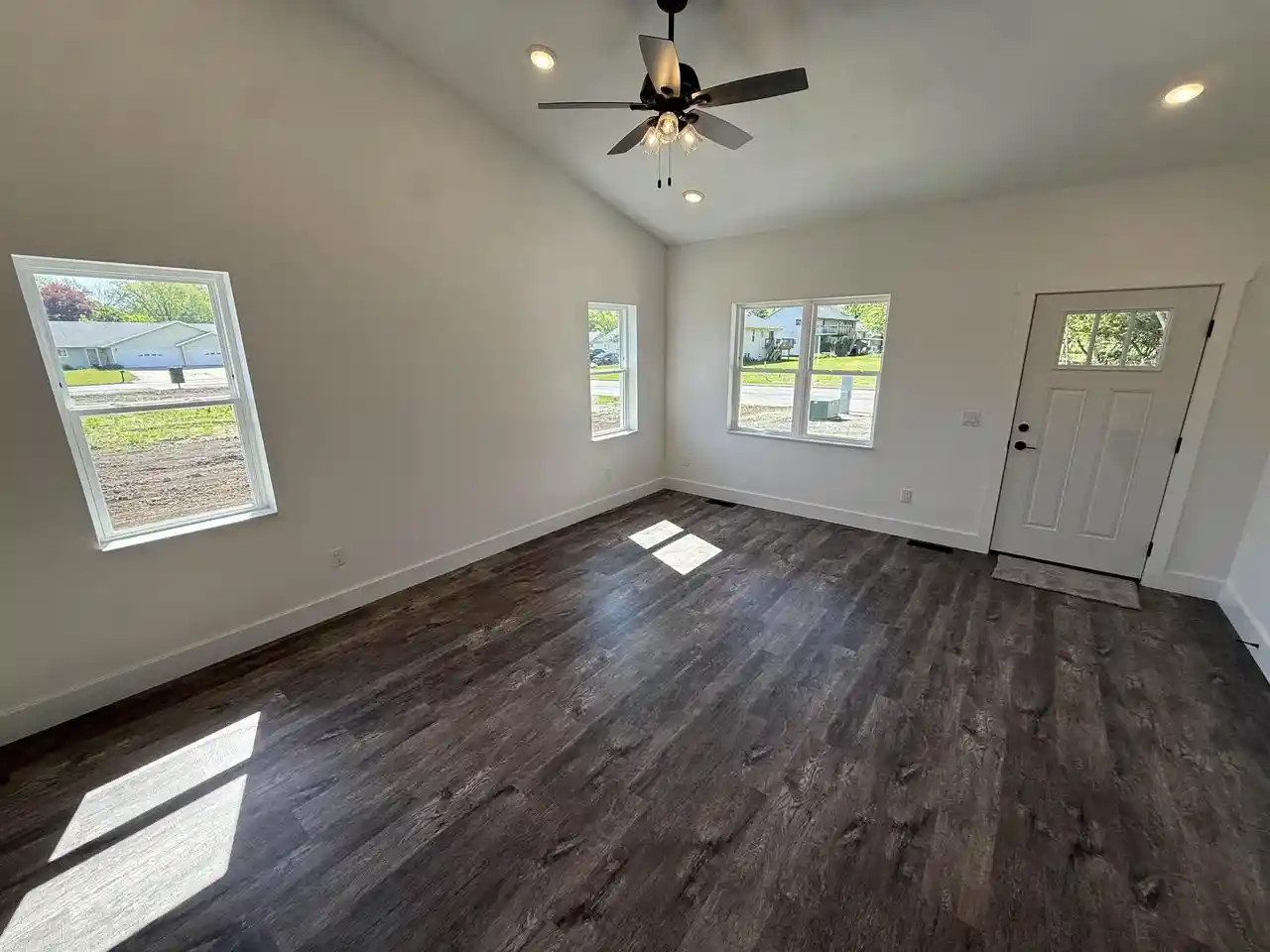 4th image of 705 Mayapple Dr Dr, Janesville, WI 53545 | MLS# 2023730