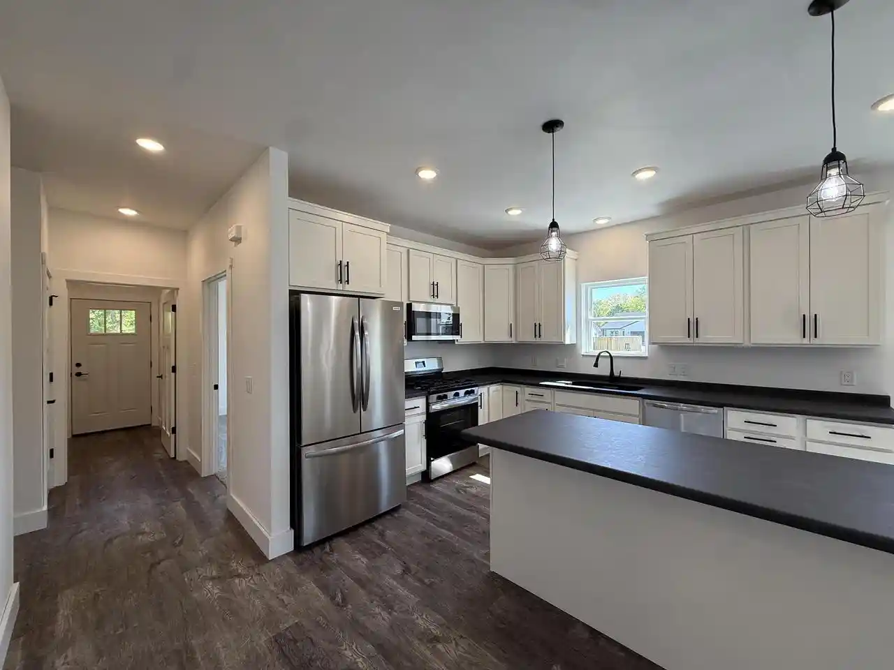 5th image of 705 Mayapple Dr Dr, Janesville, WI 53545 | MLS# 2023730