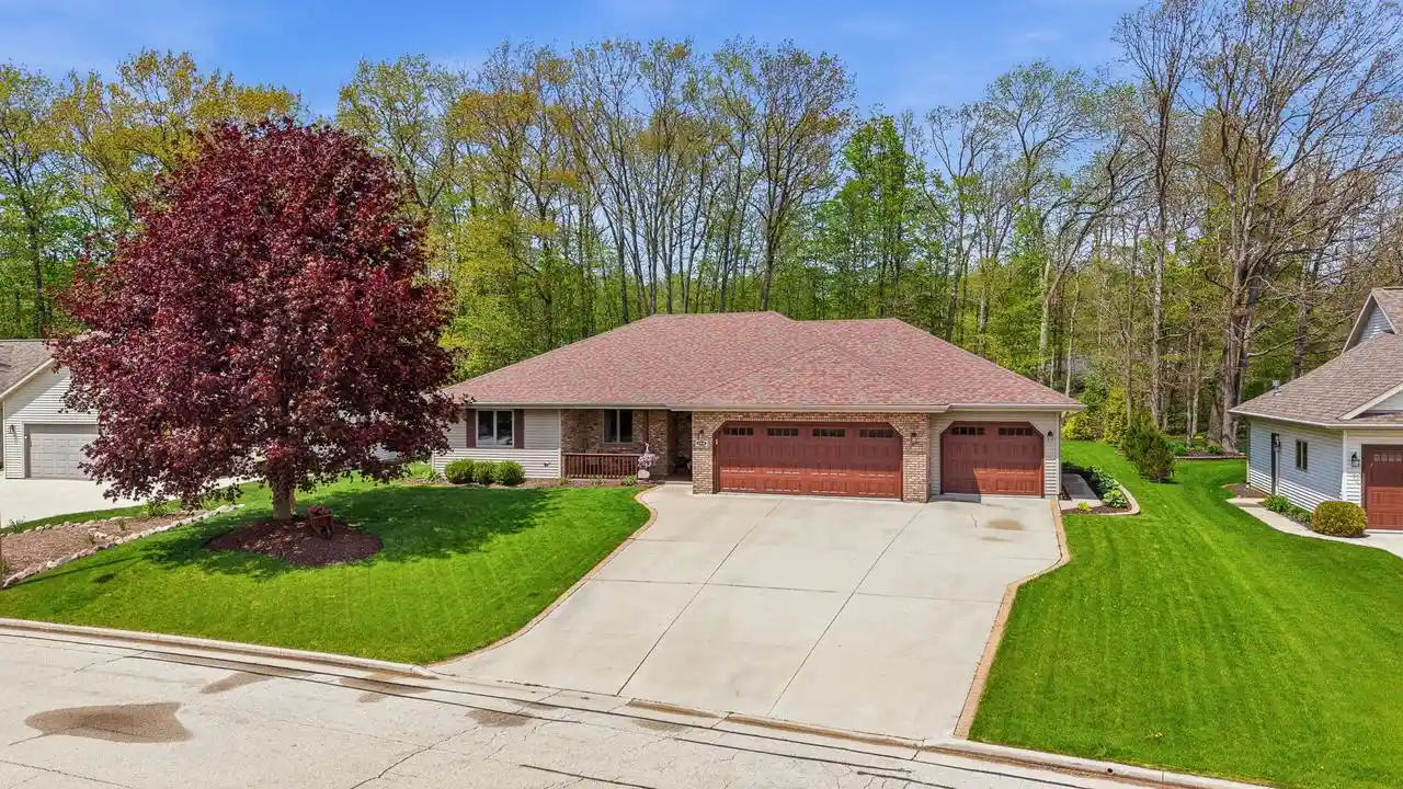 Homes for sale in Howards Grove, WI | 1616 Sandstone Lane Lane, Howards Grove, WI 53083 | MLS# 1963314
