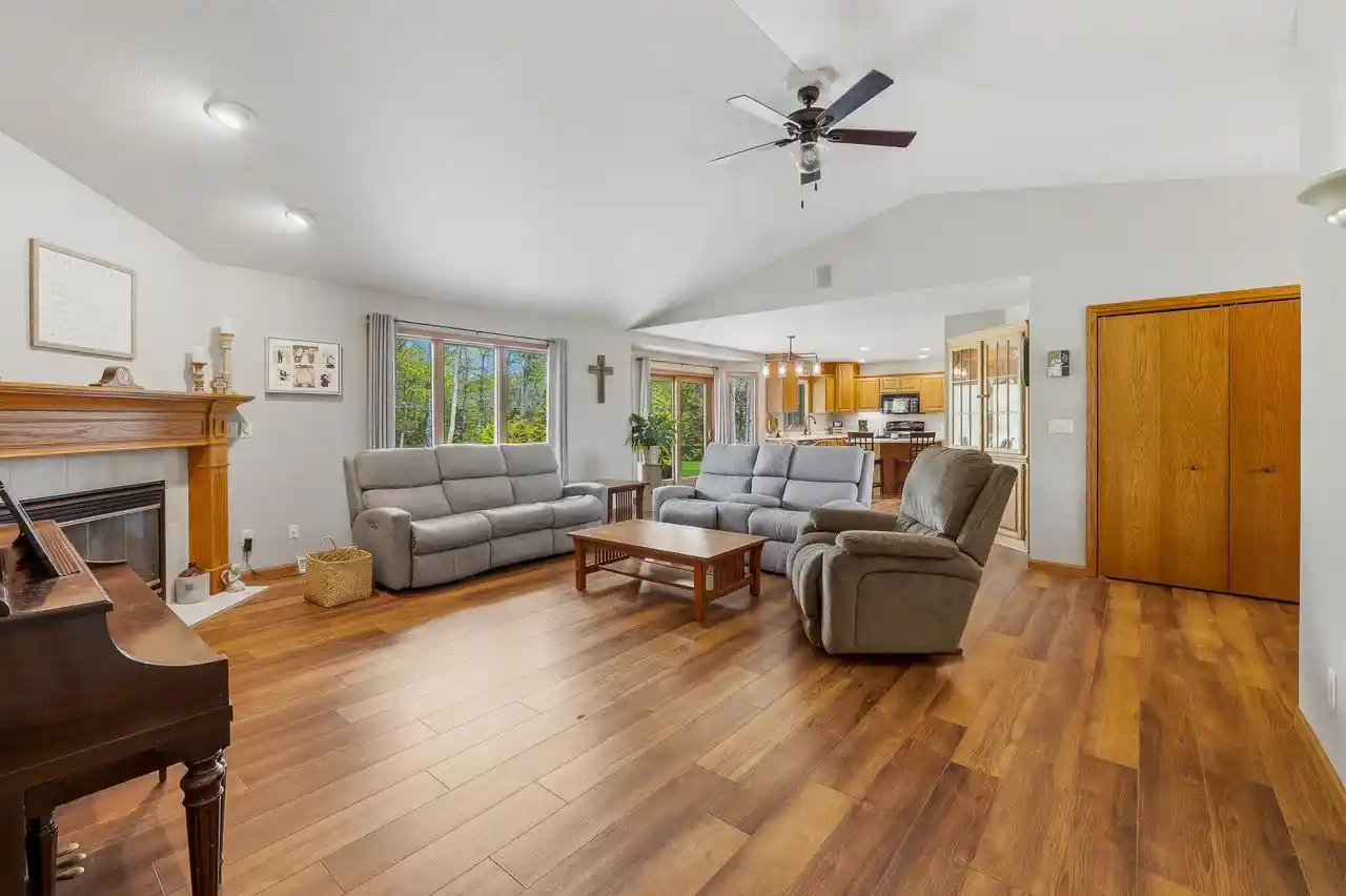 Homes for sale in Howards Grove, WI | 1616 Sandstone Lane Lane, Howards Grove, WI 53083 | MLS# 1963314
