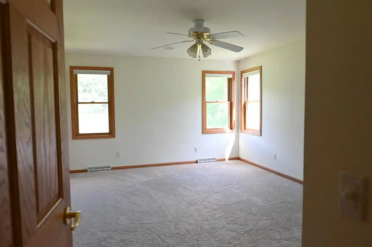 Homes for sale in Janesville, WI | 5614 N Vista Lane Lane, Janesville, WI 53548 | MLS# 2023731