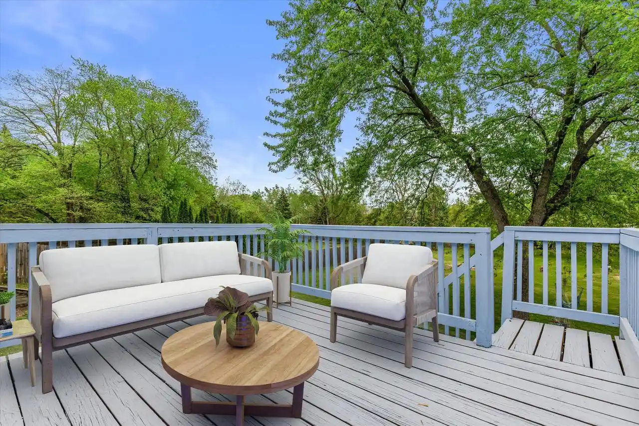 Homes for sale in Franklin, WI | 2931 W Franklin Terrace Terrace, Franklin, WI 53132 | MLS# 1963326