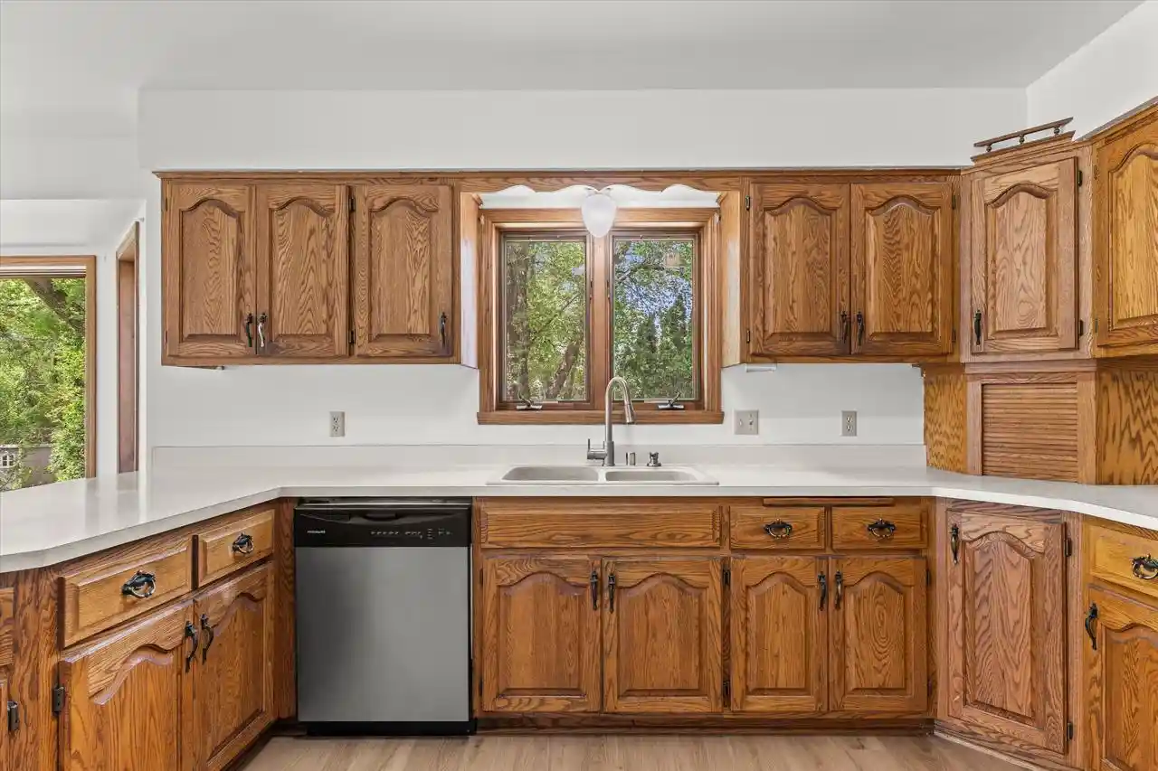 Homes for sale in Franklin, WI | 2931 W Franklin Terrace Terrace, Franklin, WI 53132 | MLS# 1963326