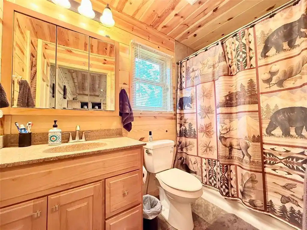 Homes for sale in Hayward, WI | 15249 W Bills Rd Rd, Hayward, WI 54843