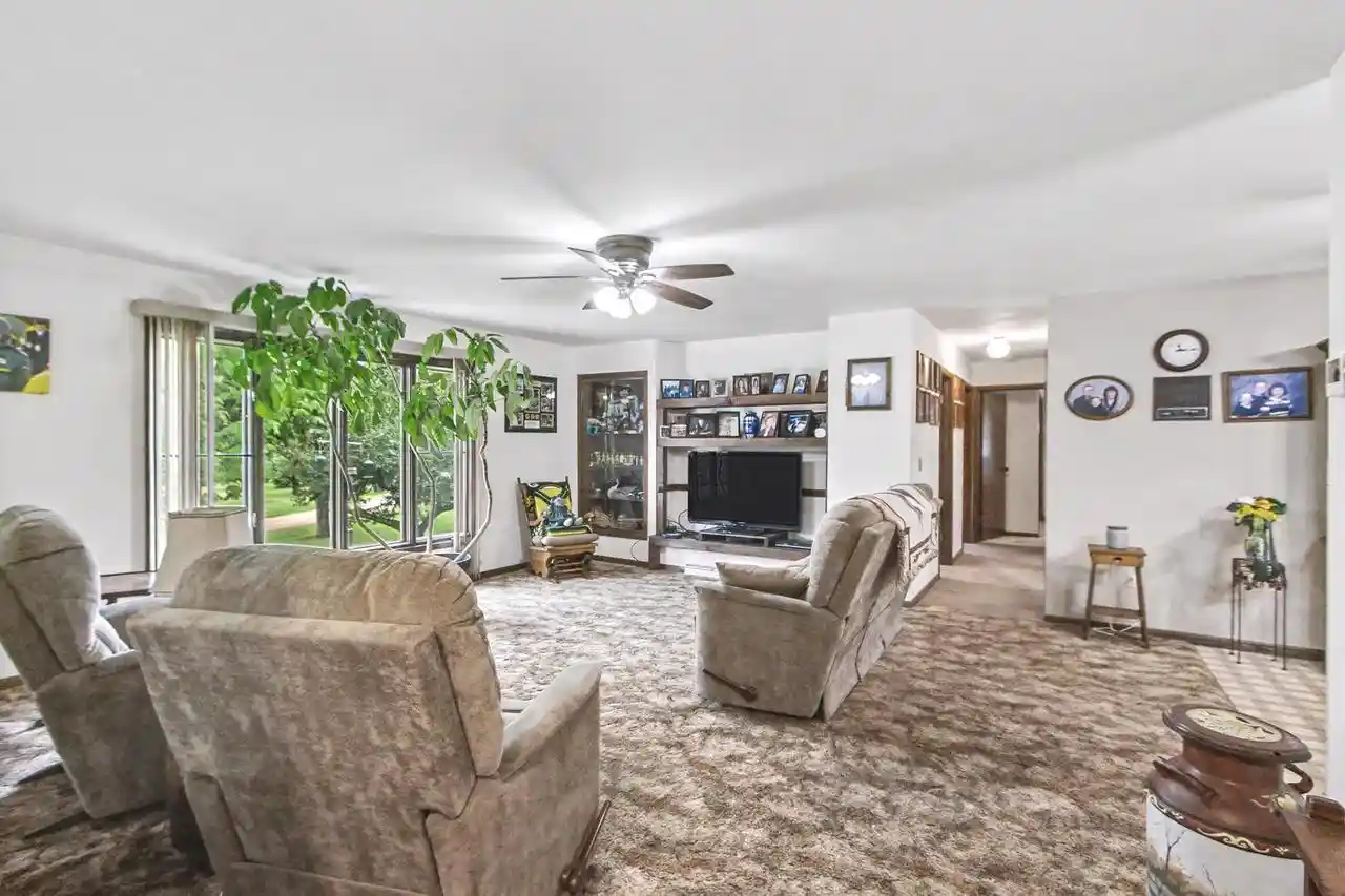 Homes for sale in Pardeeville, WI | W8287 County Road P, Pardeeville, WI 53954 | MLS# 2023738