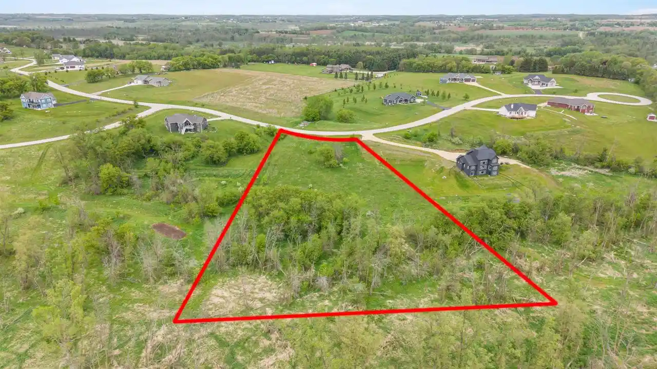 Homes for sale in Allenton, WI | Lot 13 Eagle View Dr Dr, Allenton, WI 53002 | MLS# 2023740