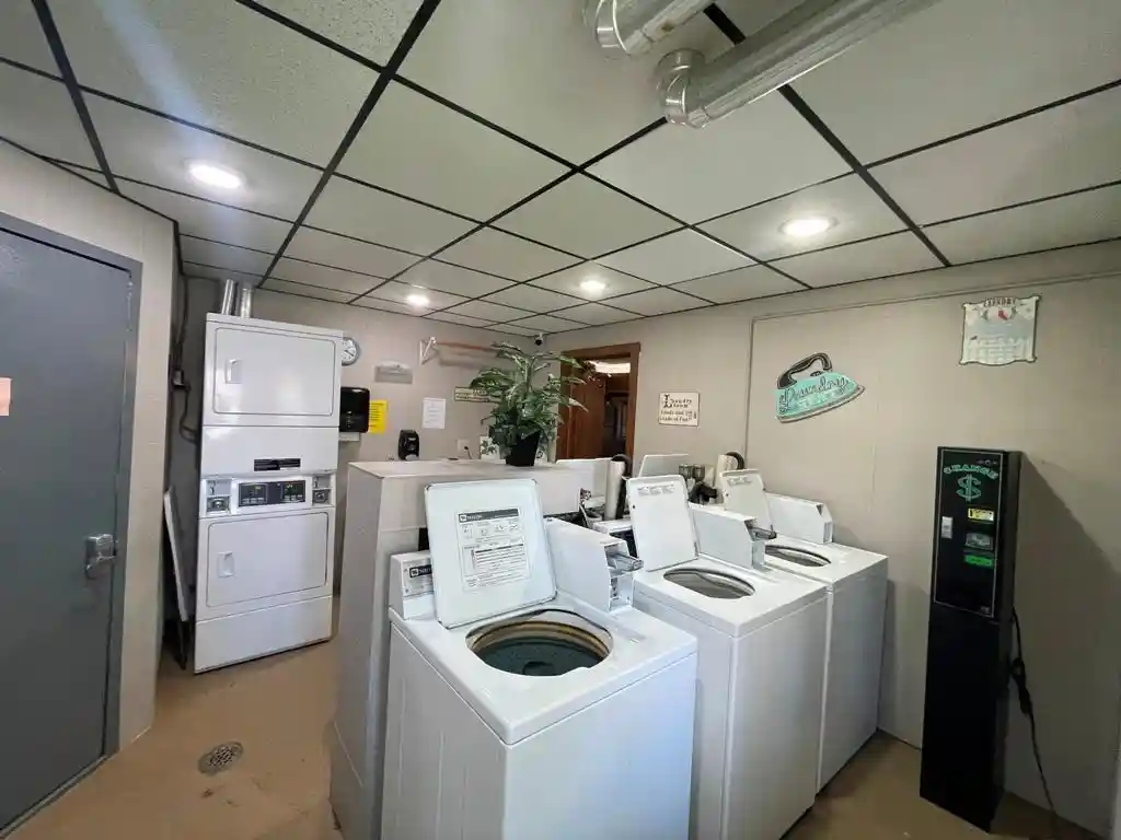 4th image of 381 Skyline Dr Dr, Edgerton, WI 53534 | MLS# 2023742