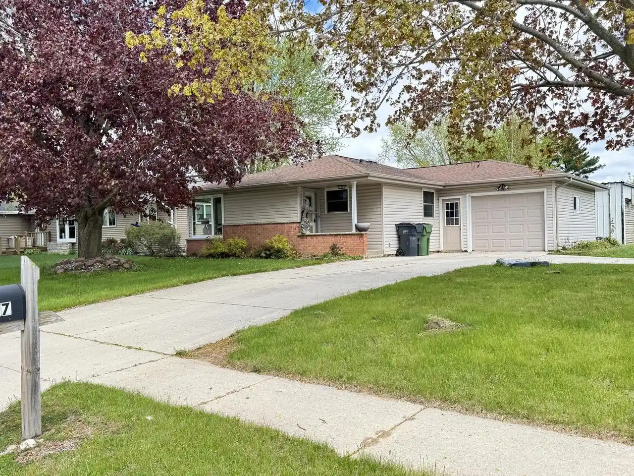 Homes for sale in Mishicot, WI | 547 E Church Street Street, Mishicot, WI 54228 | MLS# 1963370