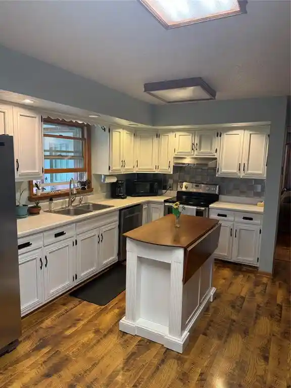 3rd image of 1502 W Marshall Street Street, Rice Lake, WI 54868 | MLS# 1601183