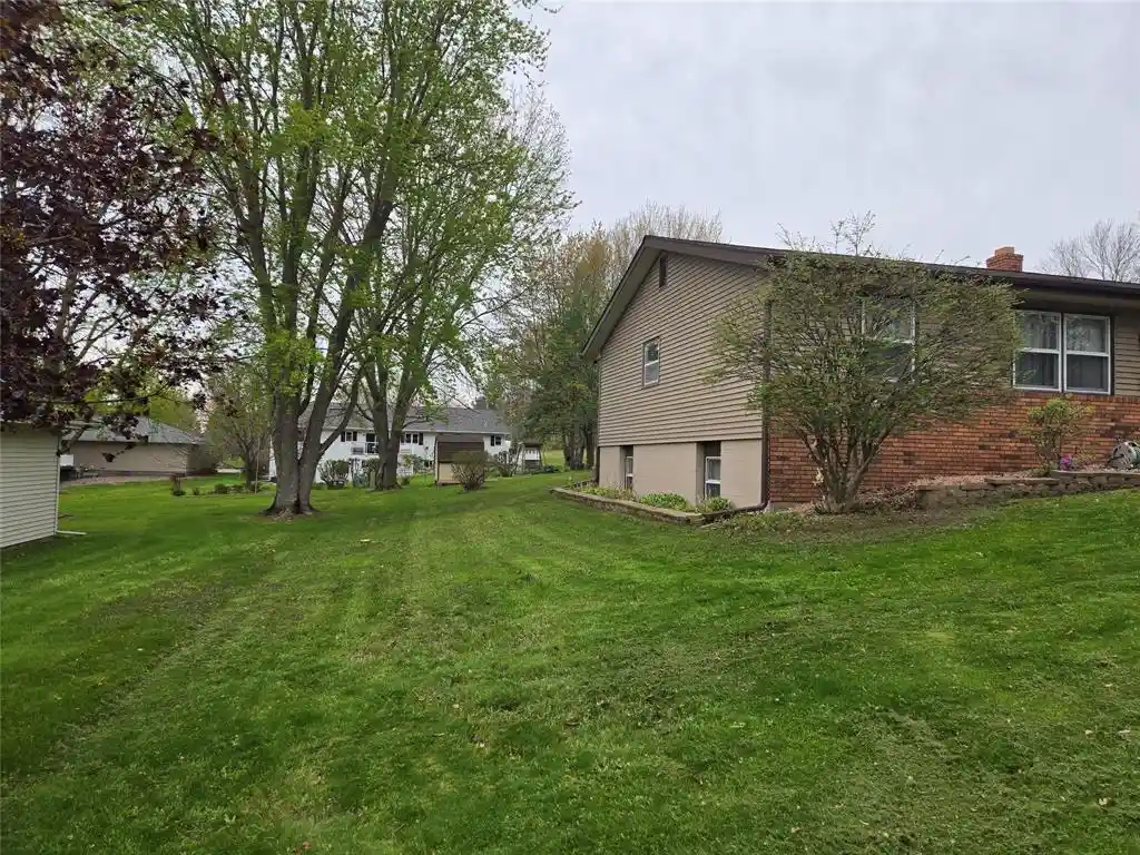 31st image of 910 Mission Dr Dr, Rice Lake, WI 54868 | MLS# 1601296