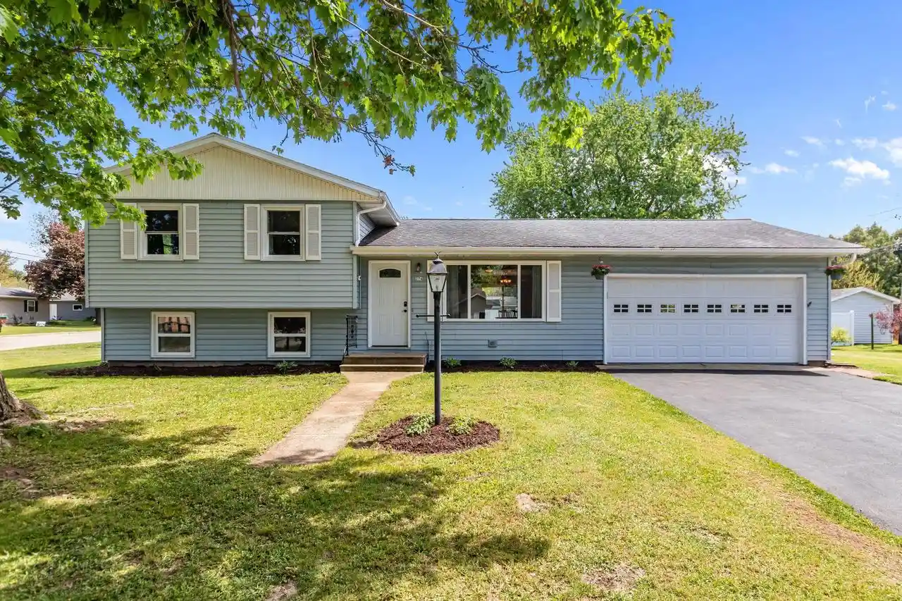 Homes for sale in Berlin, WI | 274 Greeley Street Street, Berlin, WI 54923 | MLS# 1963391