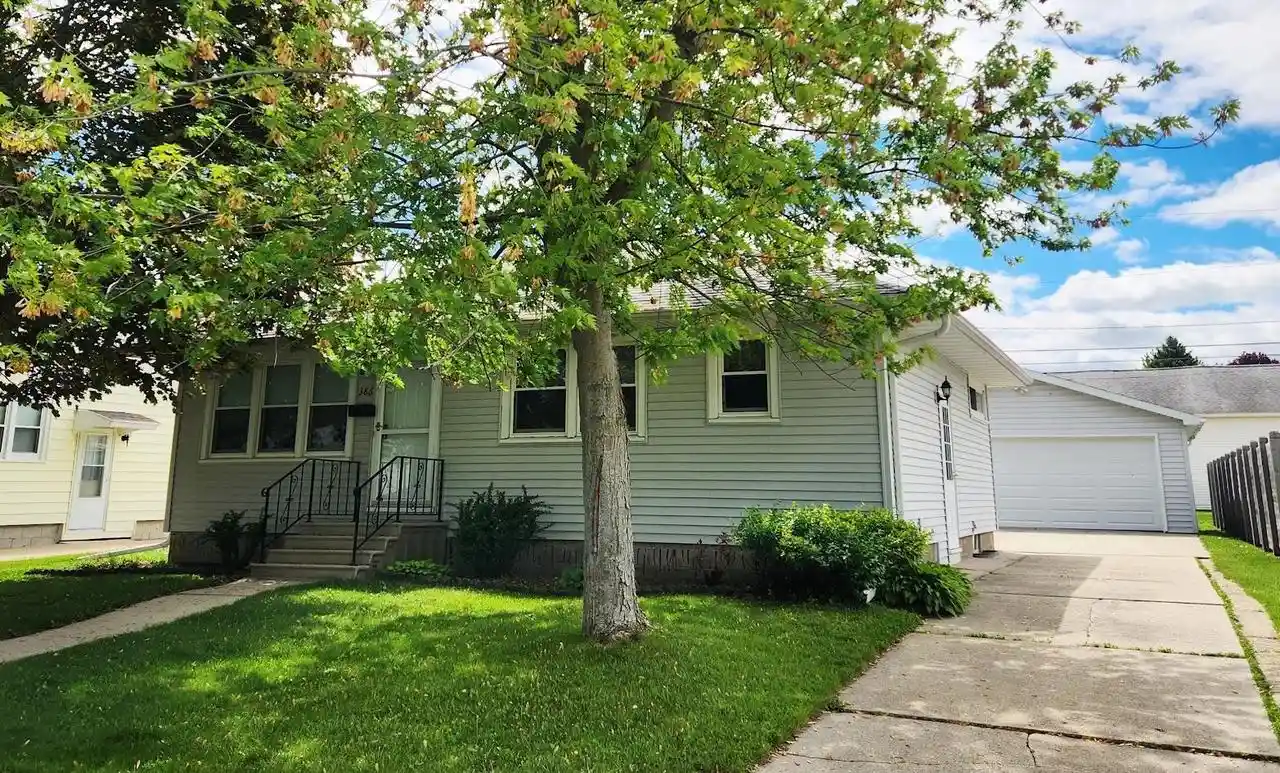 Homes for sale in Fond Du Lac, WI | 386 18th Street Street, Fond Du Lac, WI 54935 | MLS# 50325842