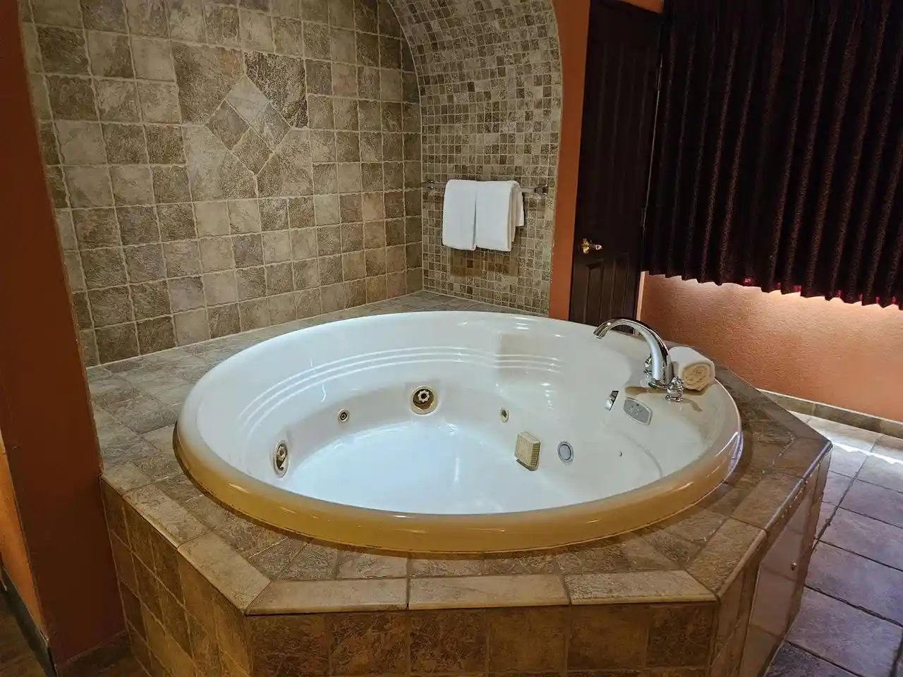 2nd image of 2411 River Road Road #2529, Wisconsin Dells, WI 53965 | MLS# 2023781