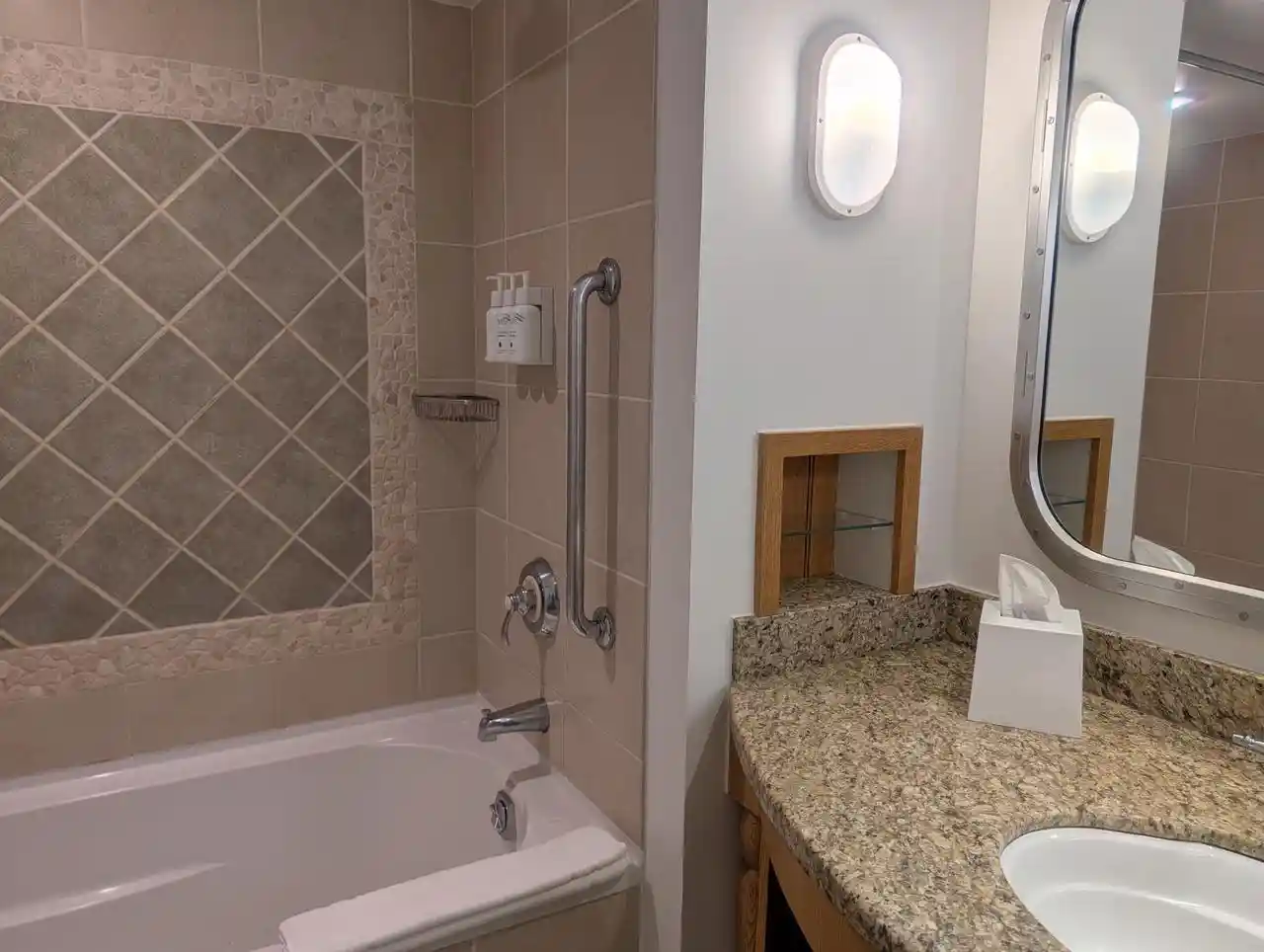 2nd image of 2400 E Geneva St St, Delavan, WI 53115