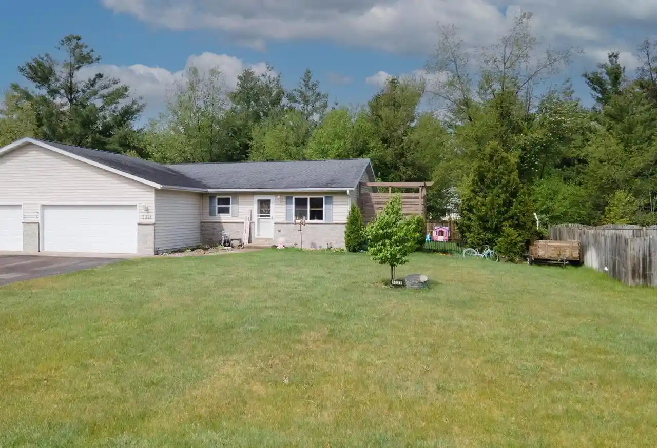 1st image of 3321 Rosewood Dr Dr, Plover, WI 54467 | MLS# 22602213