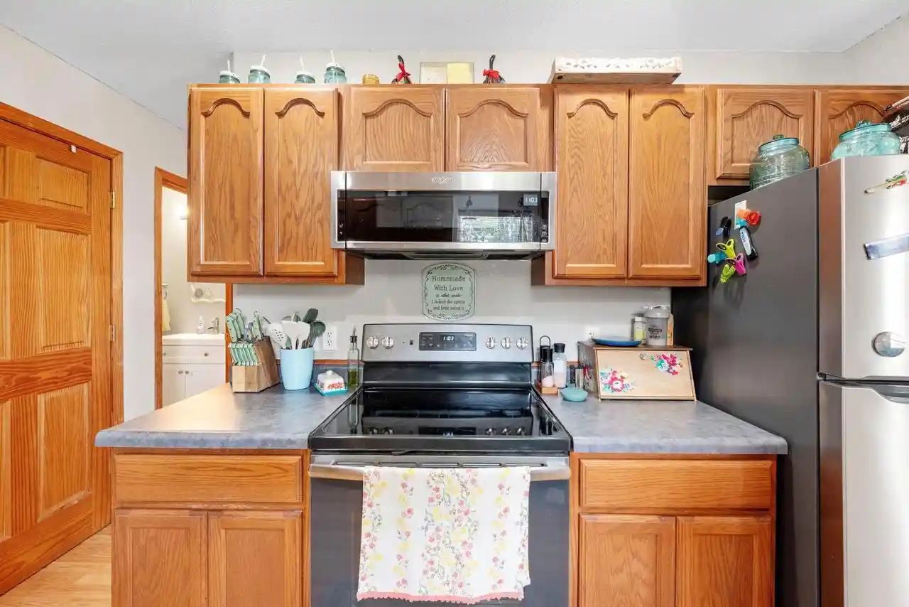 4th image of 3321 Rosewood Dr Dr, Plover, WI 54467 | MLS# 22602213