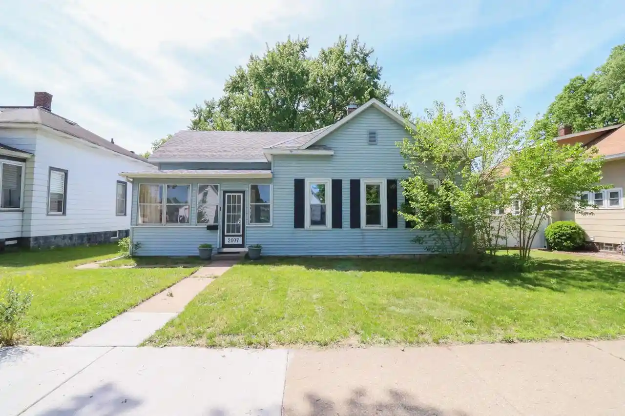 Homes for sale in La Crosse, WI | 2007 Kane Street Street, La Crosse, WI 54603 | MLS# 1963424