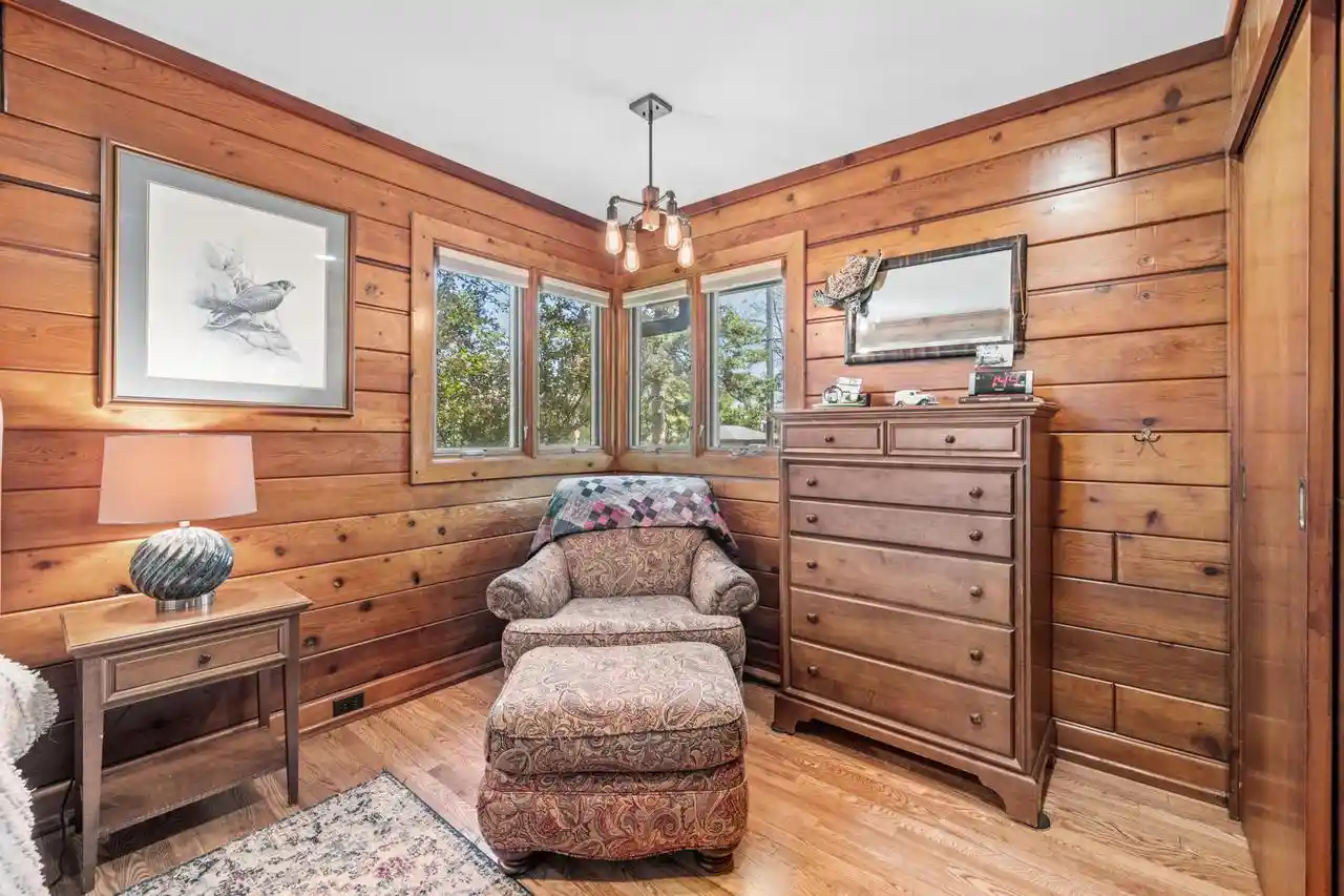 Homes for sale in Cedarburg, WI | 7124 Pioneer Road Road, Cedarburg, WI 53012 | MLS# 1963436