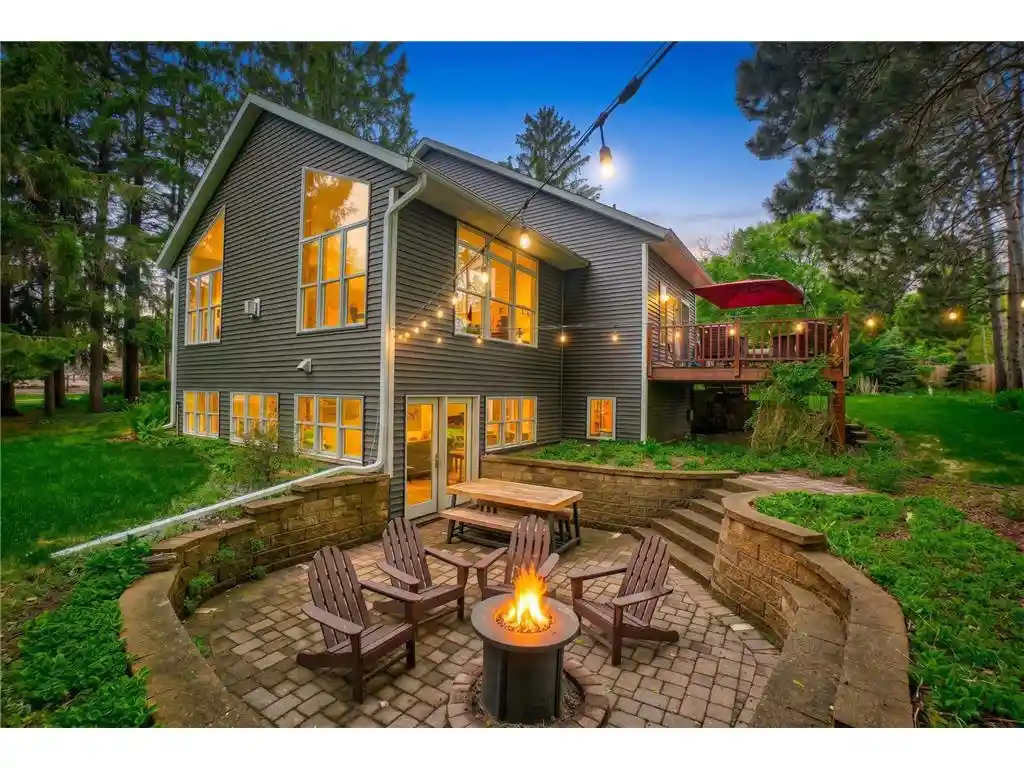 1st image of 1005 Spruce Dr Dr, Hudson, WI 54016 | MLS# 7078218