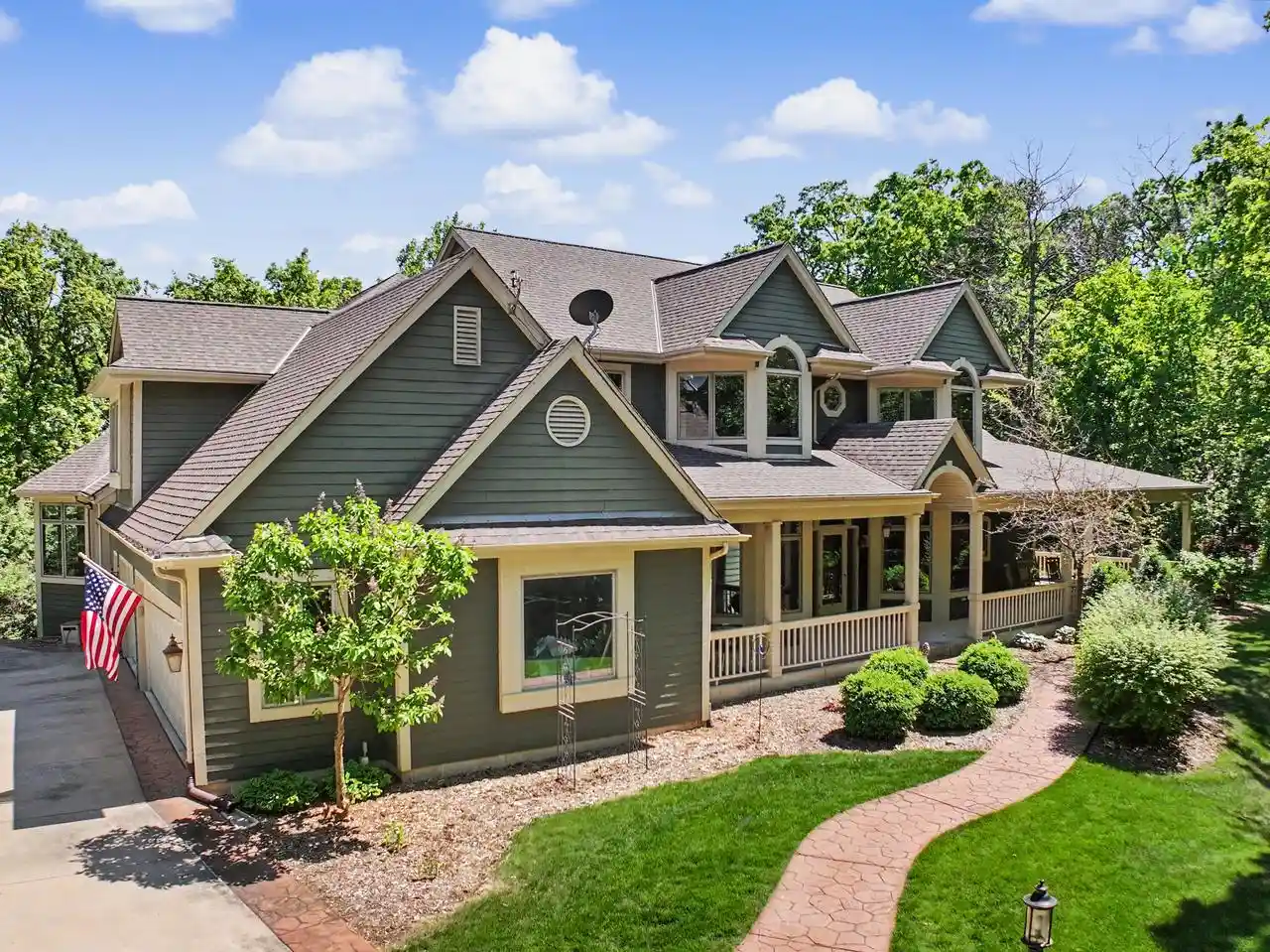 Homes for sale in Franklin, WI | 12301 W Ryan Road Road, Franklin, WI 53132 | MLS# 1963460