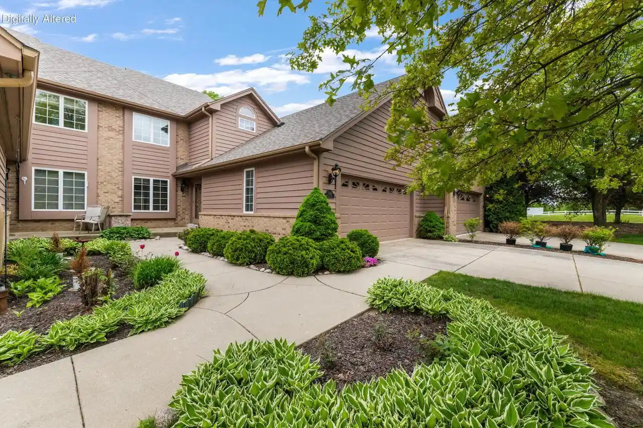 Homes for sale in Franklin, WI | 7519 W Mallory Way Way, Franklin, WI 53132 | MLS# 1963532