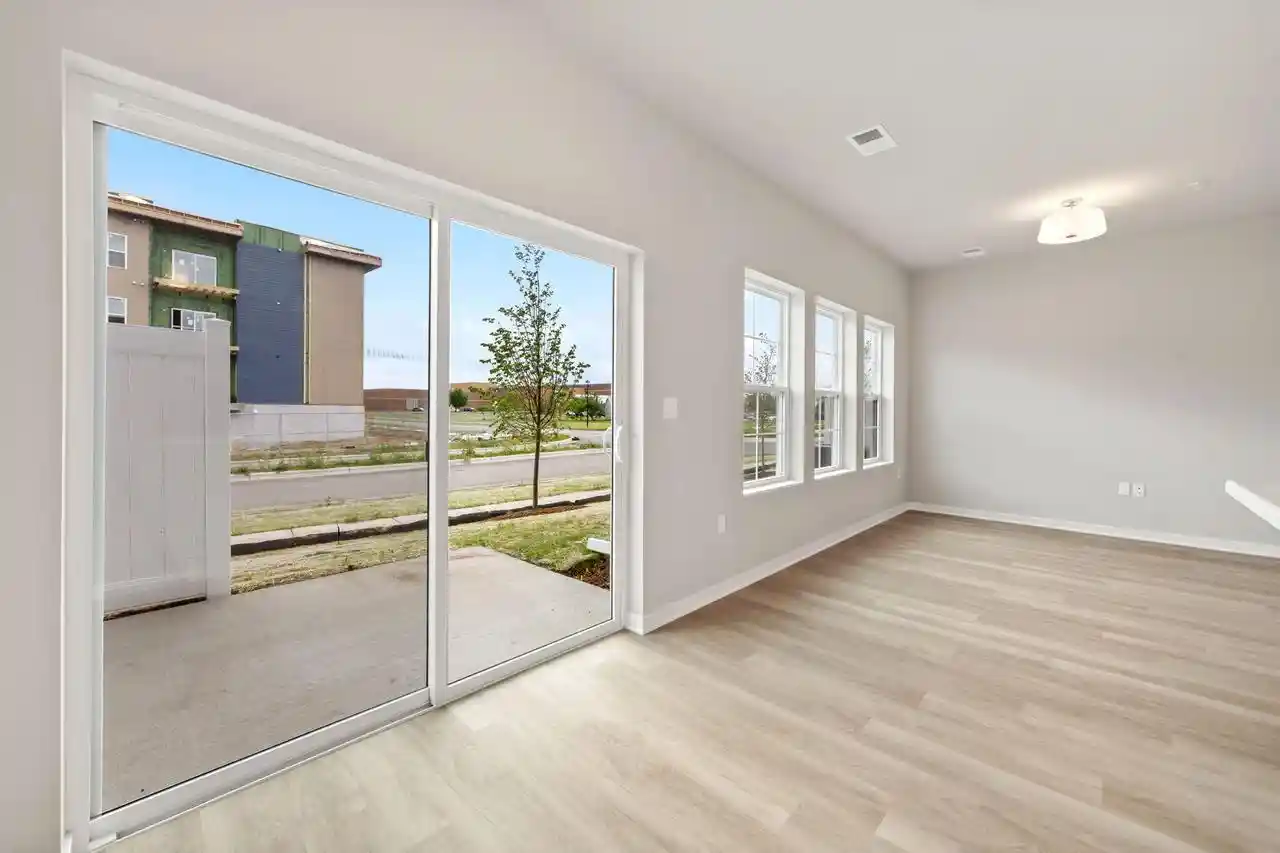 4th image of 1364 Marigold Dr Dr #3, Fort Atkinson, WI 53538 | MLS# 1963553