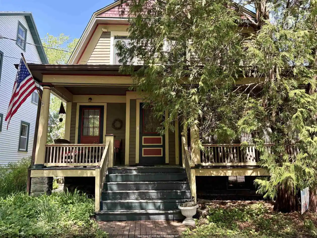 Homes for sale in Green Bay, WI | 878 Hubbard Street Street, Green Bay, WI 54303 | MLS# 50325949
