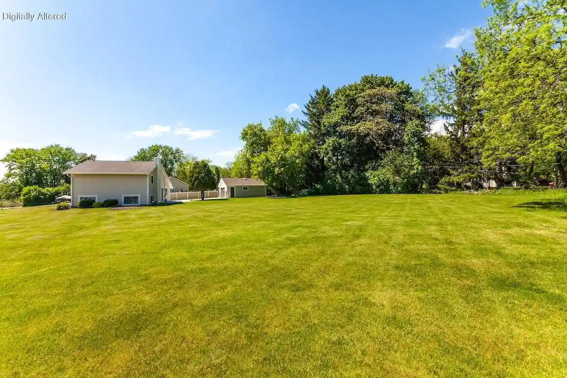 image of N20w28282 Oakton Road Road, Pewaukee, WI 53072 | MLS# 1963627