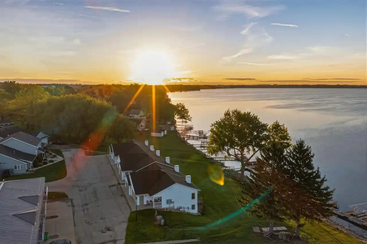 2nd image of W10695 Blackhawk Trail Trail #457, Fox Lake, WI 53933 | MLS# 2023949