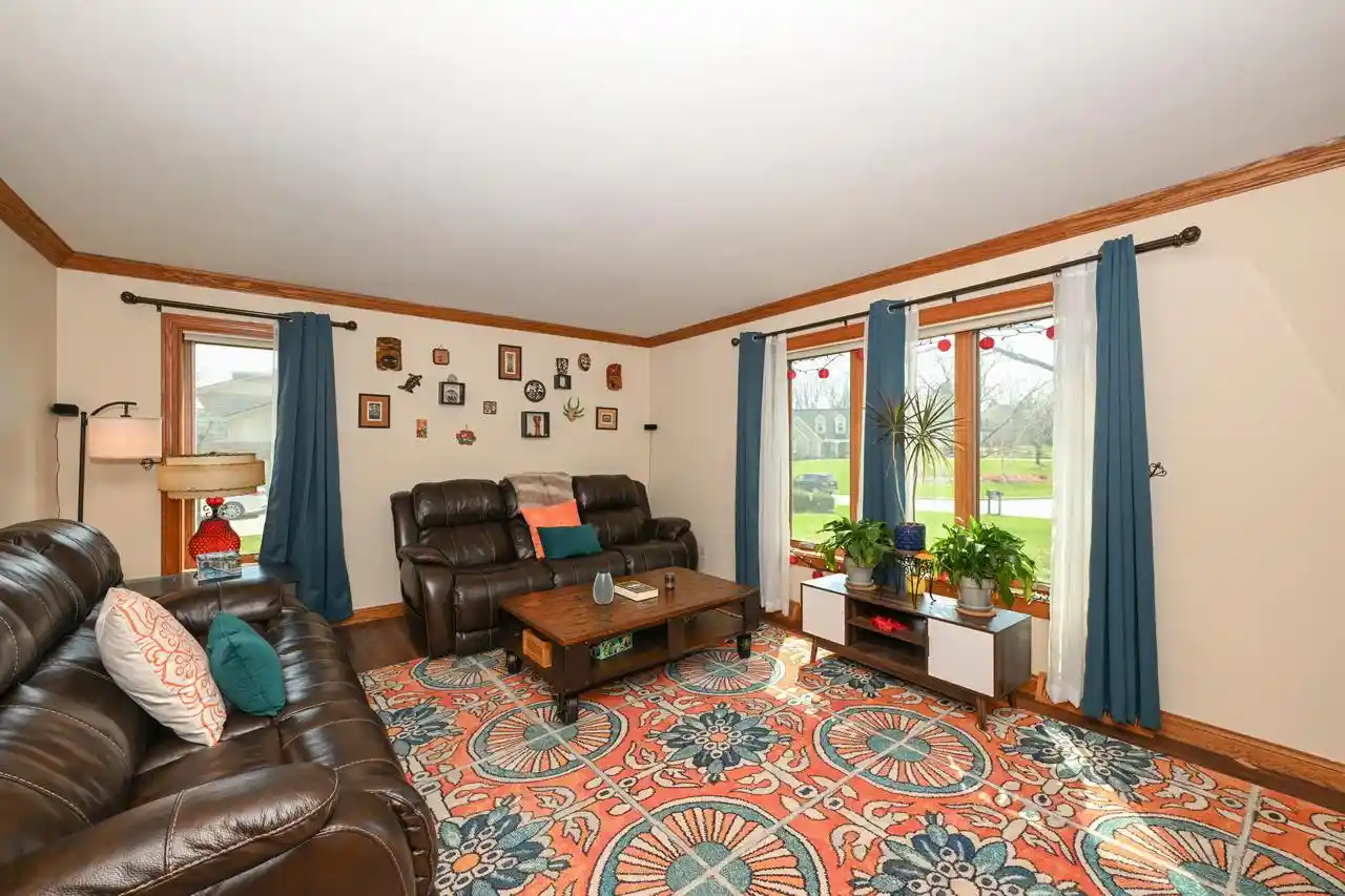 4th image of 15800 Brook Lane Lane, Brookfield, WI 53005 | MLS# 1963649
