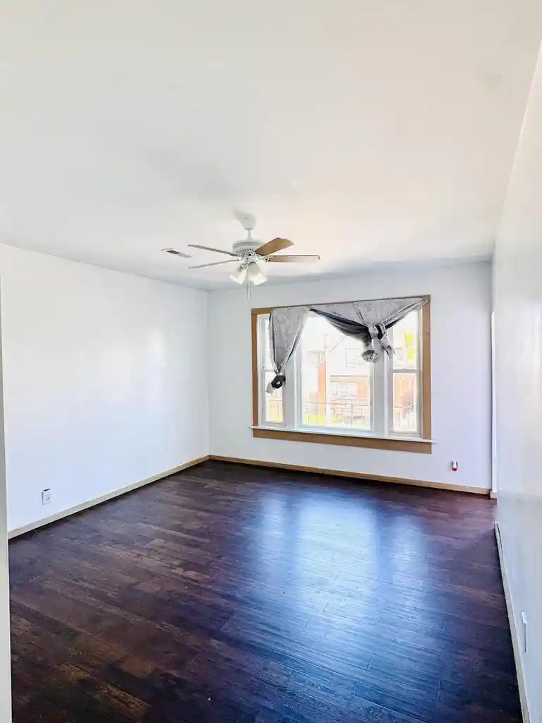 Homes for sale in Milwaukee, WI | 2335 S 16th Street Street, Milwaukee, WI 53215 | Houzeo