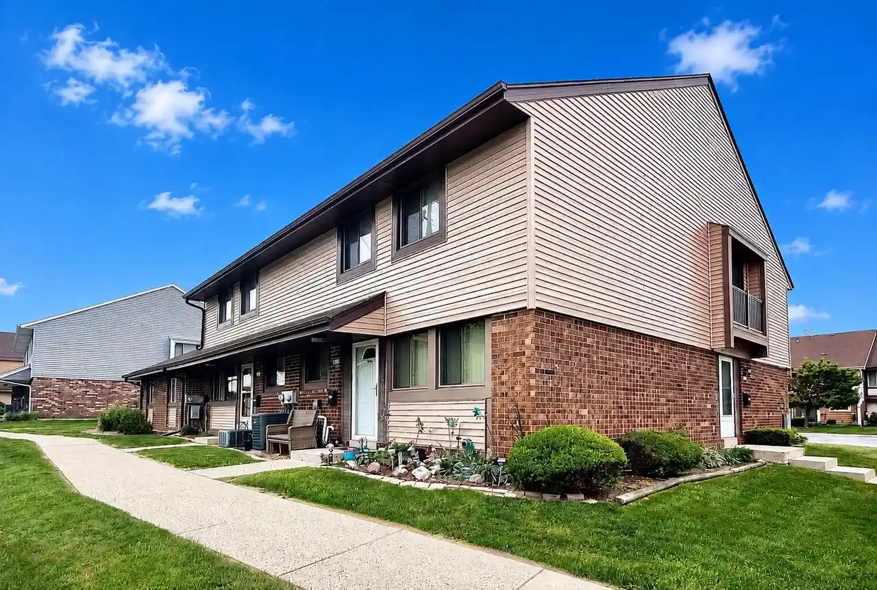 Homes for sale in Milwaukee, WI | 6324 S 20th Street Street, Milwaukee, WI 53221 | MLS# 1963683