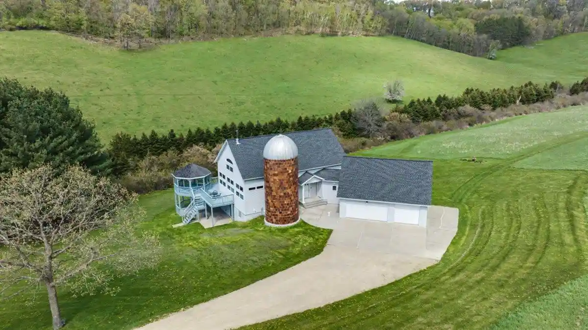 Homes for sale in Richland Center, WI | 22880 Fancy Creek Lane Lane, Richland Center, WI 53581 | MLS# 2023972