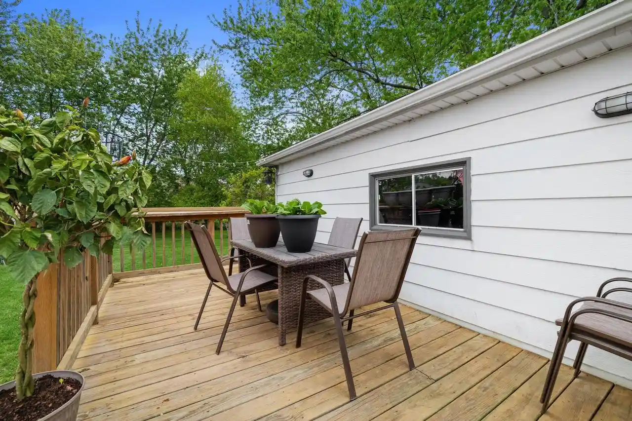 Homes for sale in Kenosha, WI | 1909 47th Avenue Avenue, Kenosha, WI 53144 | MLS# 1963707