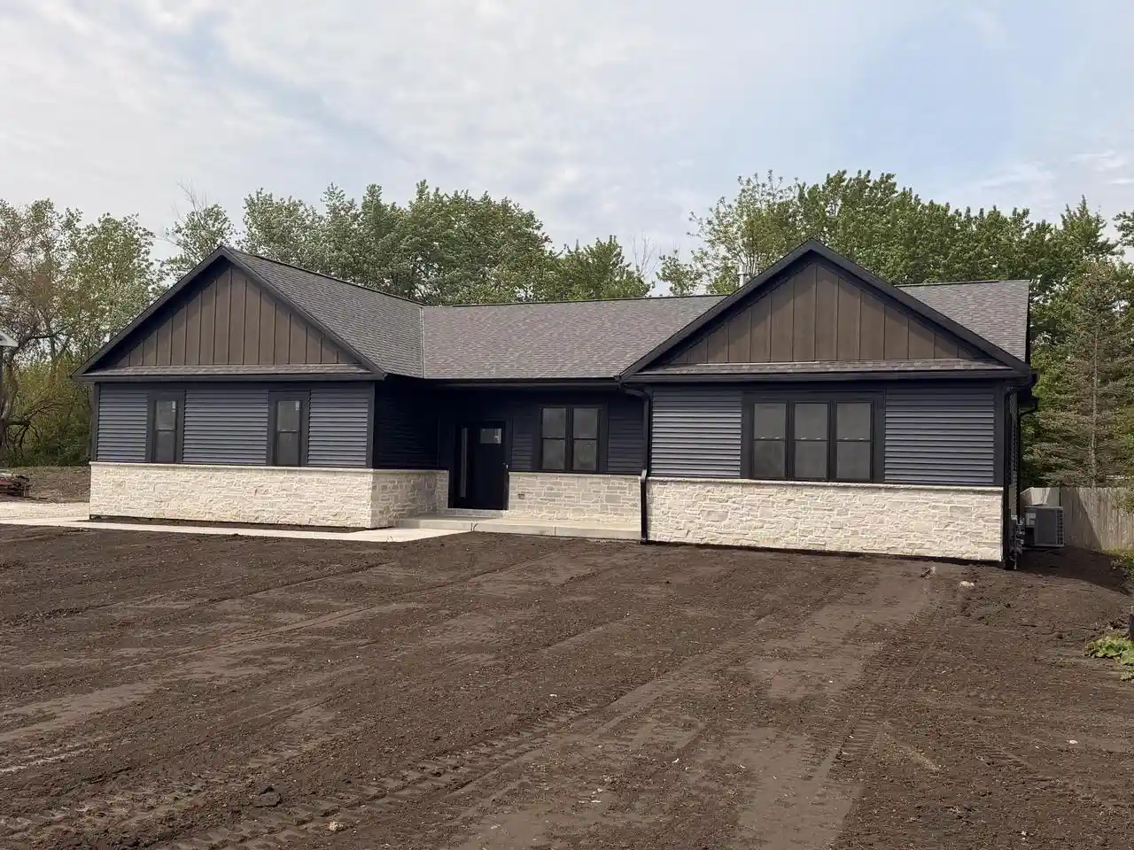 Homes for sale in Pleasant Prairie, WI | 12212 Sheridan Road Road, Pleasant Prairie, WI 53158 | MLS# 1963706