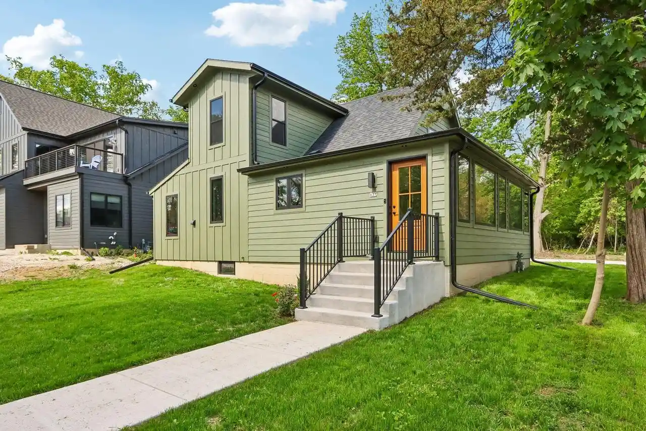 1st image of 637 1st Street Street, Delafield, WI 53018 | MLS# 1963709