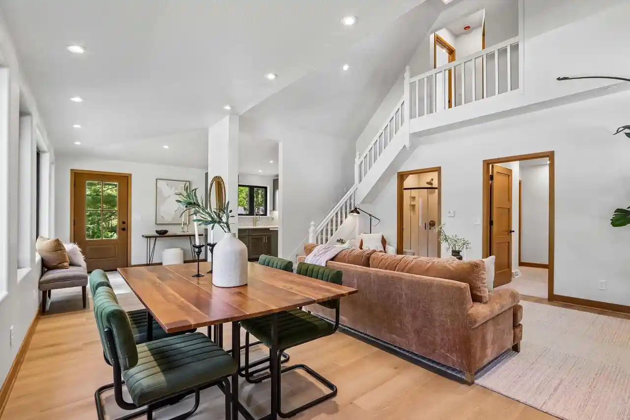 41st image of 637 1st Street Street, Delafield, WI 53018 | MLS# 1963709