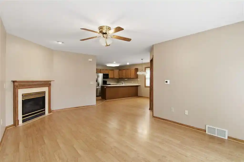Homes for sale in Eau Claire, WI | 3129 Craig Road Road, Eau Claire, WI 54701 | Houzeo