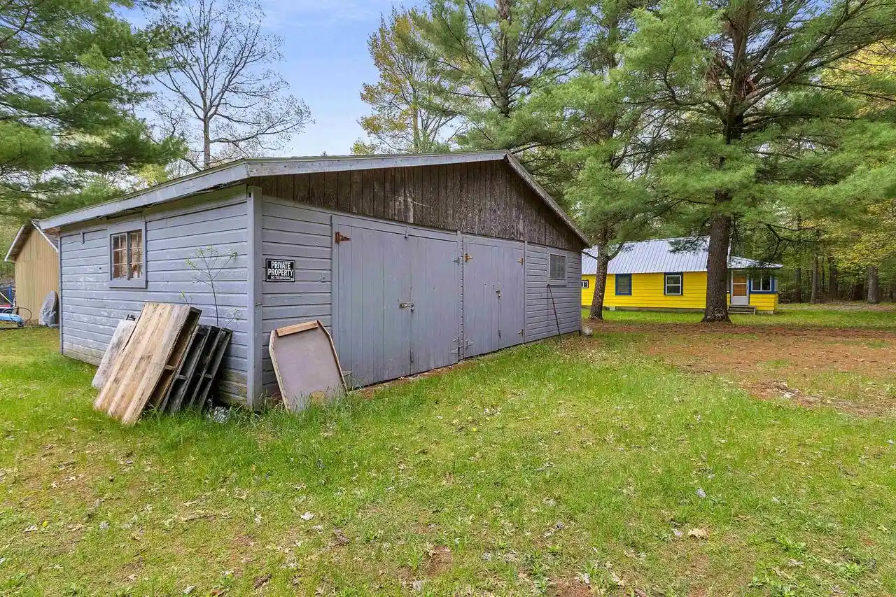 Homes for sale in Peshtigo, WI | N2972 Right Of Way Road Road, Peshtigo, WI 54157 | MLS# 50325963