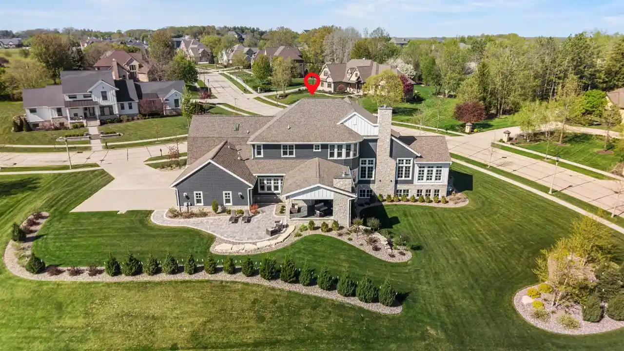 Homes for sale in Appleton, WI | 2427 E Highpond Crossing Crossing, Appleton, WI 54913 | MLS# 50325966