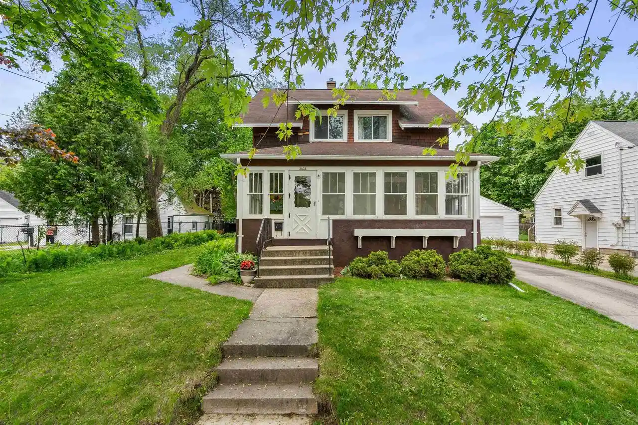Homes for sale in Appleton, WI | 1631 N Alvin Street Street, Appleton, WI 54911 | MLS# 50325995