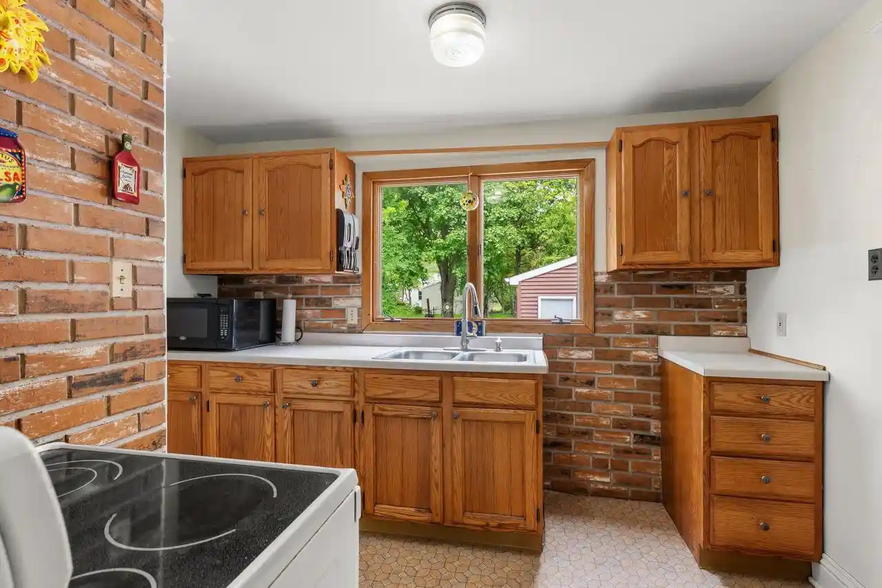 Homes for sale in Appleton, WI | 1631 N Alvin Street Street, Appleton, WI 54911 | MLS# 50325995