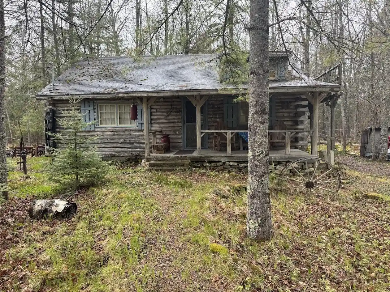 Homes for sale in Sturgeon Bay, WI | 6031 Lakeshore Road Road, Sturgeon Bay, WI 54235 | MLS# 50325993