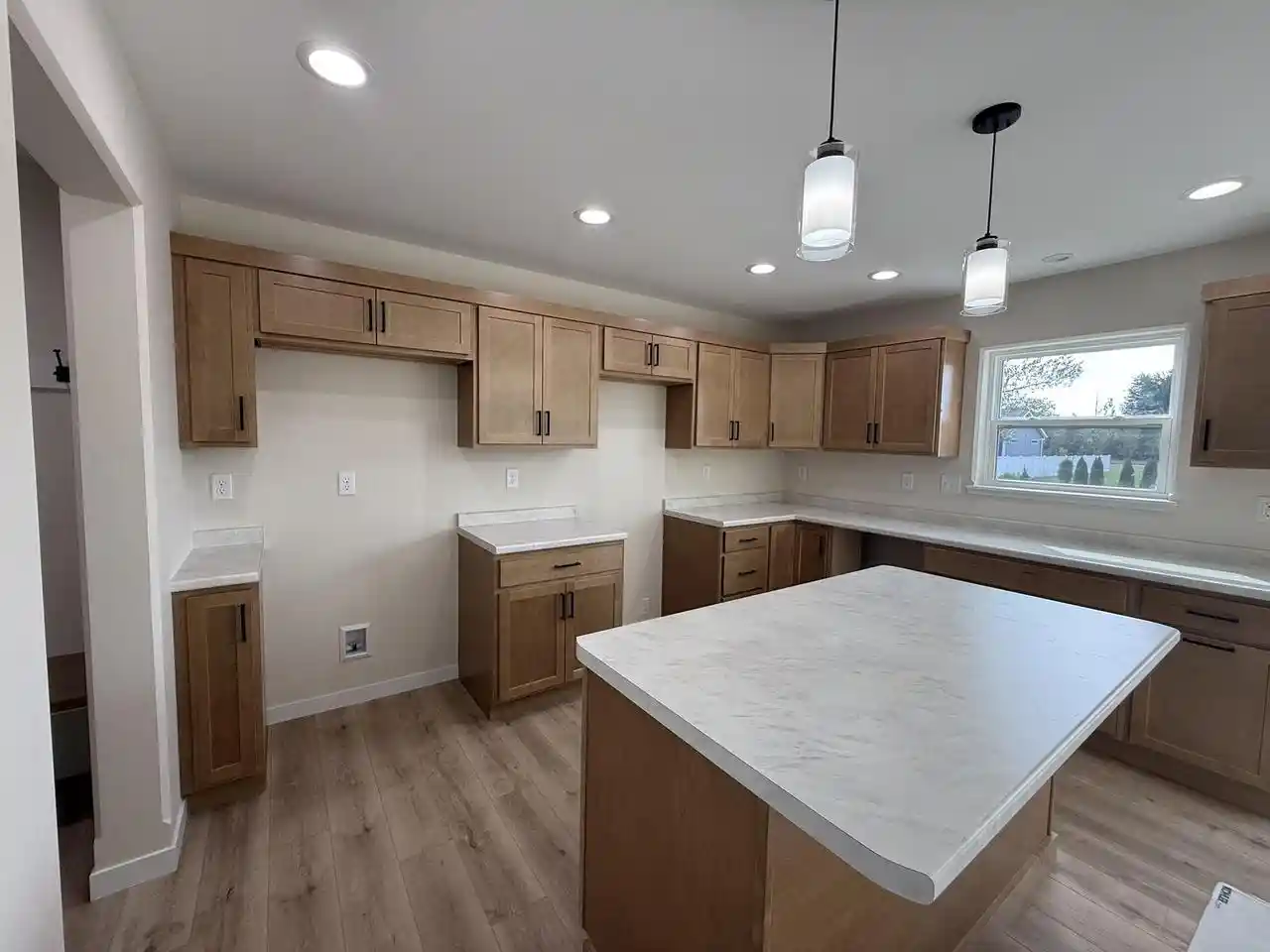 Photo 4 of Single family home for sale at 561 Amberwood Way, Plover, WI 54467 | MLS# 22602253 | Listing updated on 2026-10-27