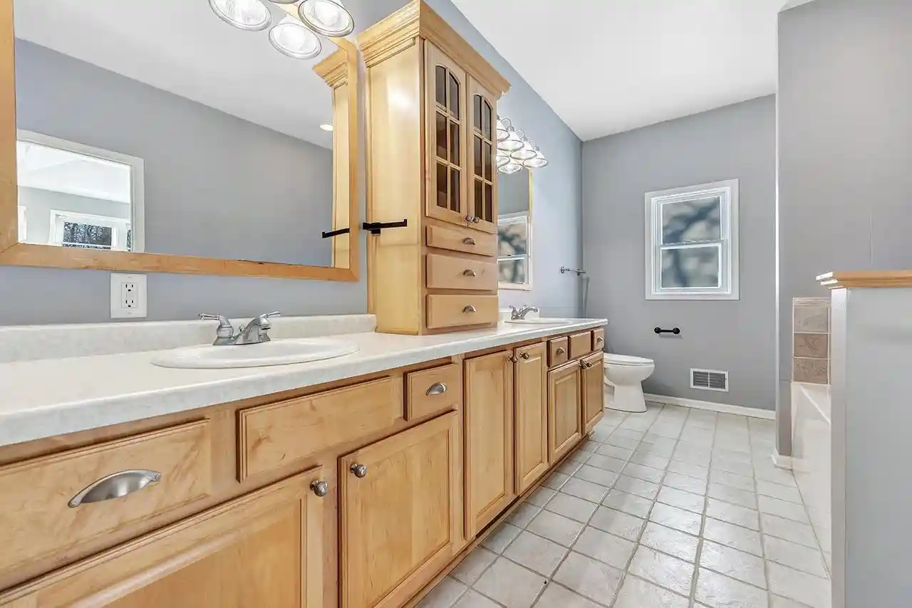 Homes for sale in Mishicot, WI | 104 Riverwood Court Court, Mishicot, WI 54228 | MLS# 50326014
