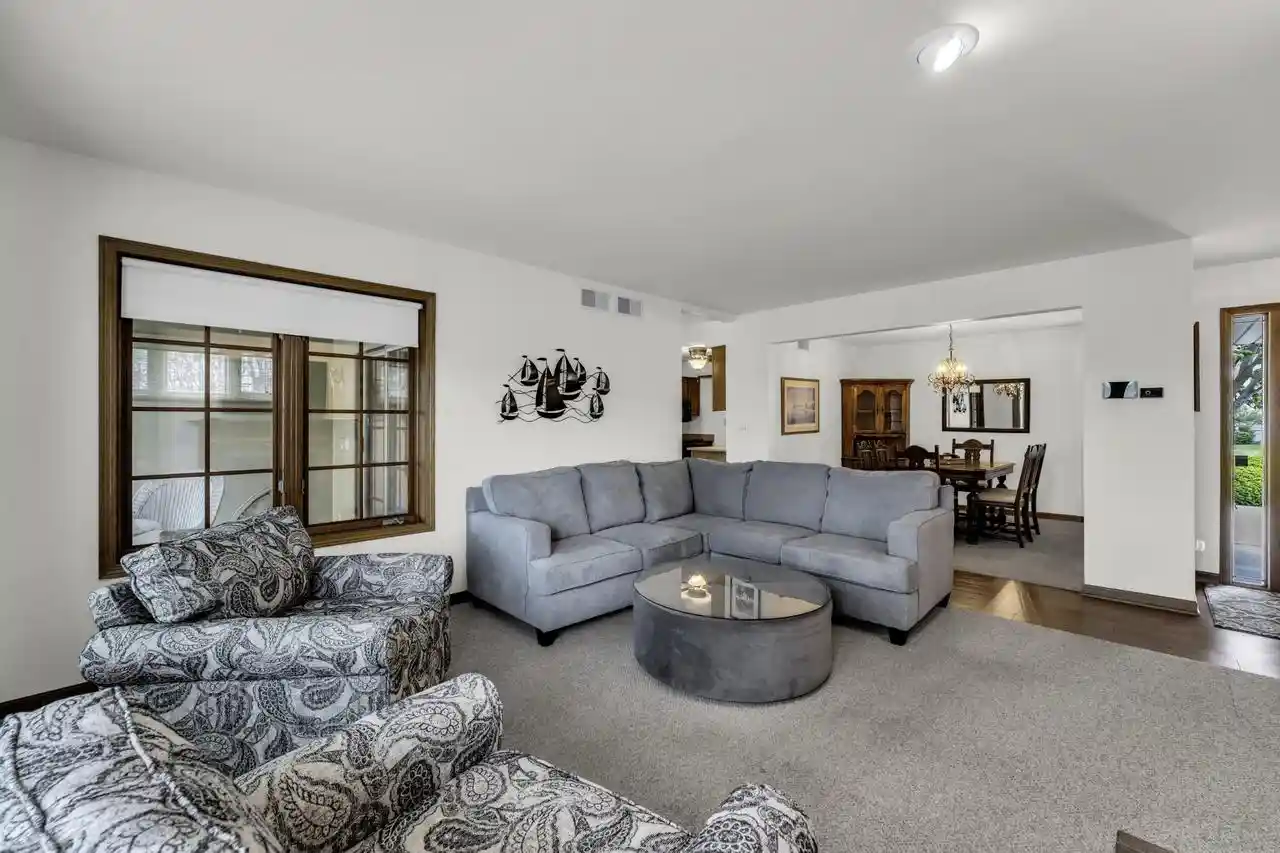 Homes for sale in Racine, WI | 6615 Chesapeake Road Road, Racine, WI 53406 | MLS# 1963825